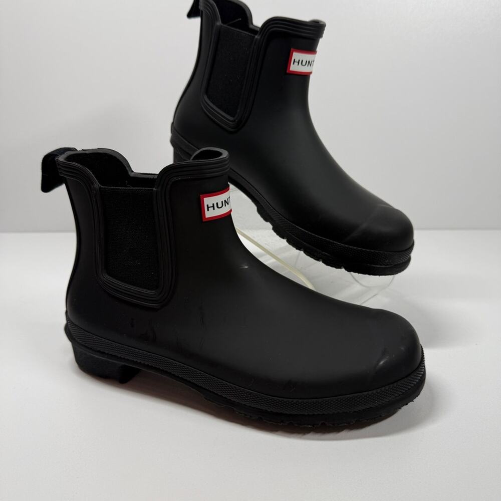 NWOT• Women's Original Chelsea Boots Size 8 - Picture 1 of 7